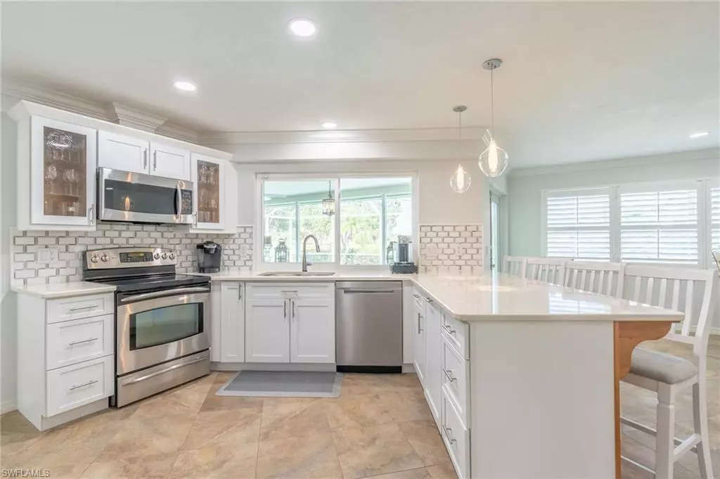 Naples, FL 34113,330 Pinehurst CIR