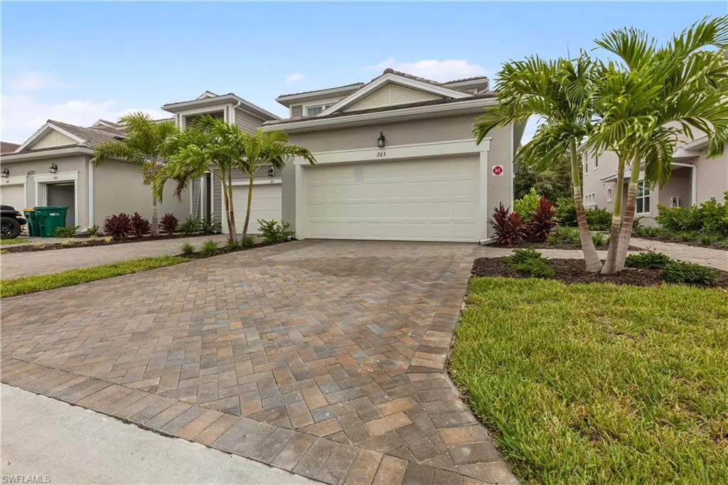 Naples, FL 34112,4670 Arboretum CIR #Unit 203