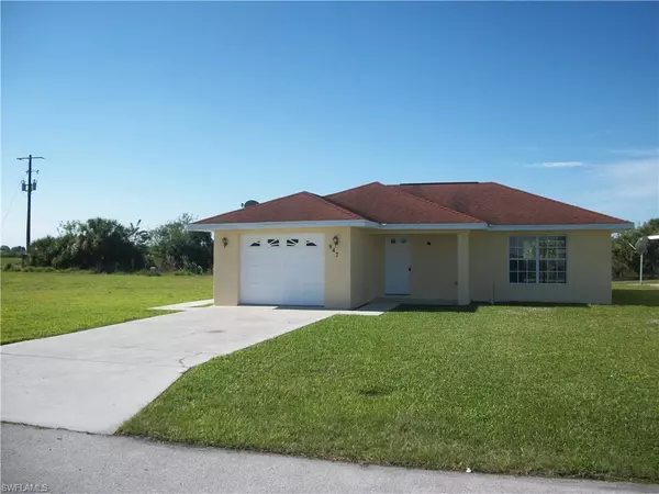 Moore Haven, FL 33471,947 Gerace CT