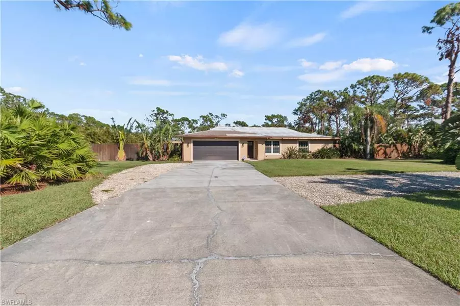 20828 Charing Cross CIR, Estero, FL 33928