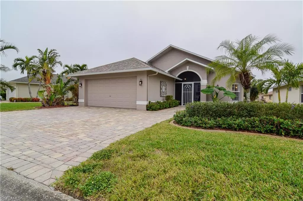 North Fort Myers, FL 33903,9423 Palm Island CIR