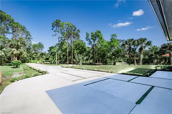 Naples, FL 34119,5960 Bur Oaks LN