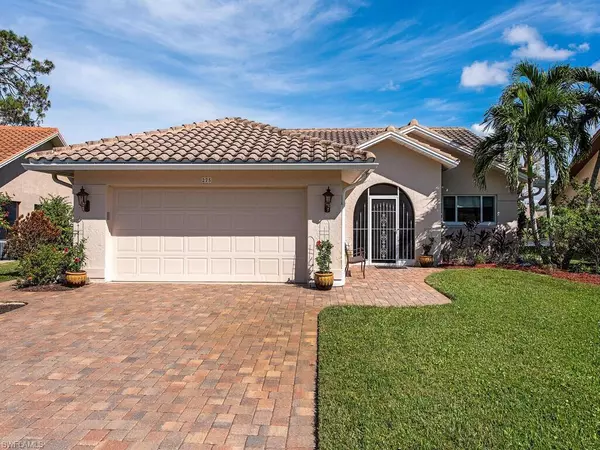 275 Kings WAY, Naples, FL 34104