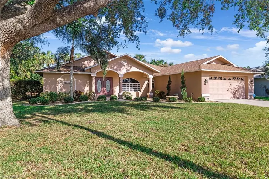 7800 Woodland Bend CIR, Fort Myers, FL 33912