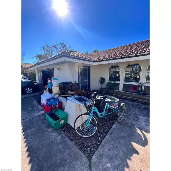 158 Dow LN, North Fort Myers, FL 33917