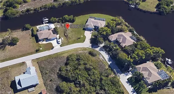 Port Charlotte, FL 33981,9548 Miami CIR