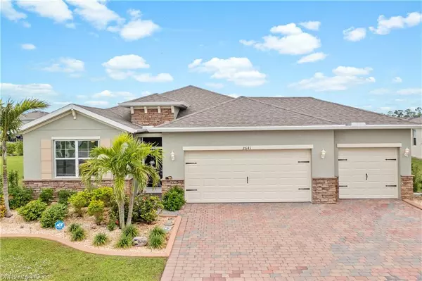 2641 Corona LN, Cape Coral, FL 33909