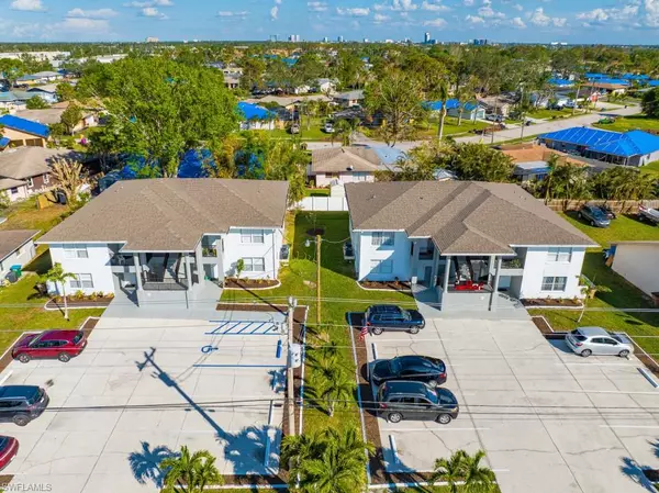 35 SE 24th AVE, Cape Coral, FL 33990