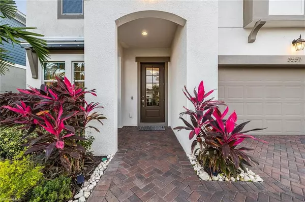 Naples, FL 34120,3557 Pilot CIR