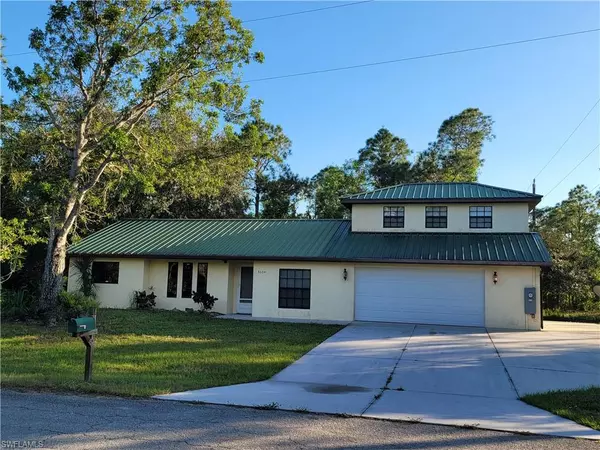 3604 E 3rd ST, Lehigh Acres, FL 33936