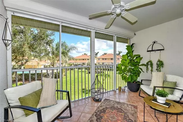 Naples, FL 34112,1774 Reuven CIR #1302