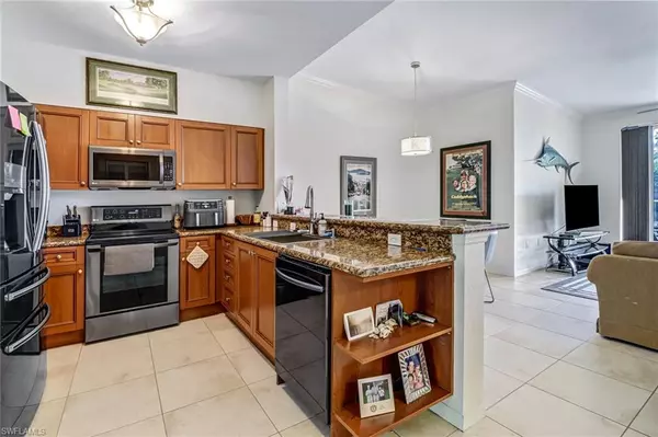 Estero, FL 33928,10017 Villagio Gardens LN #208