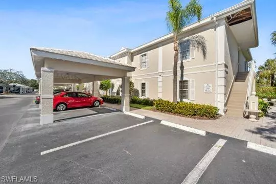 1325 Sweetwater CV #104, Naples, FL 34110