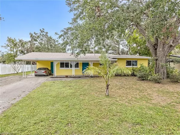 1339 Burtwood DR, Fort Myers, FL 33901