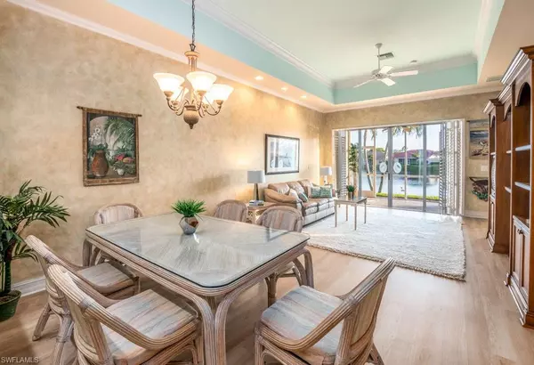 Naples, FL 34104,7910 Haven DR #2