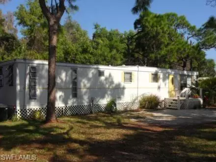 Bokeelia, FL 33922,5884 Wisconsin ST