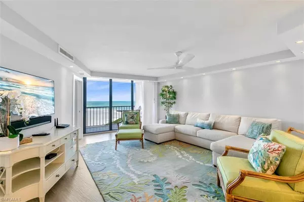 Marco Island, FL 34145,380 Seaview CT #1404