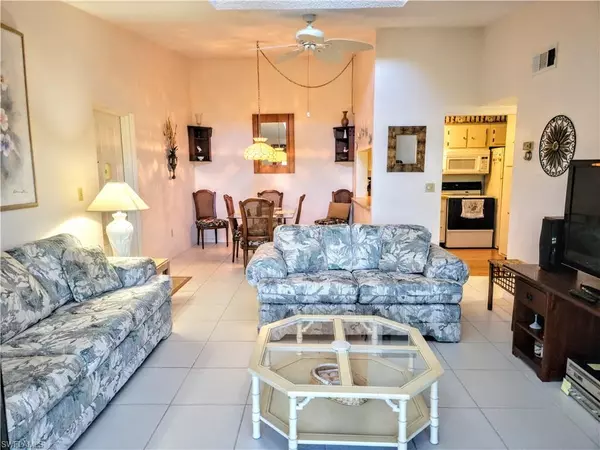 Fort Myers, FL 33905,9650 Green Cypress LN #20