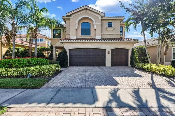 Naples, FL 34119,3642 Santaren CT