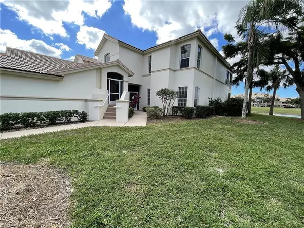 Fort Myers, FL 33908,9221 Bayberry BND #104