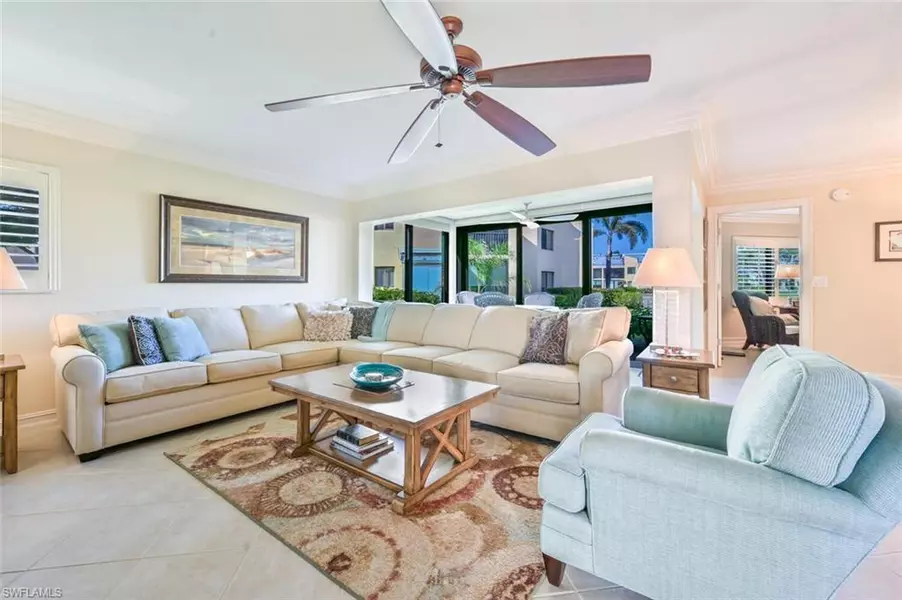 601 Beachwalk CIR #L-104, Naples, FL 34108