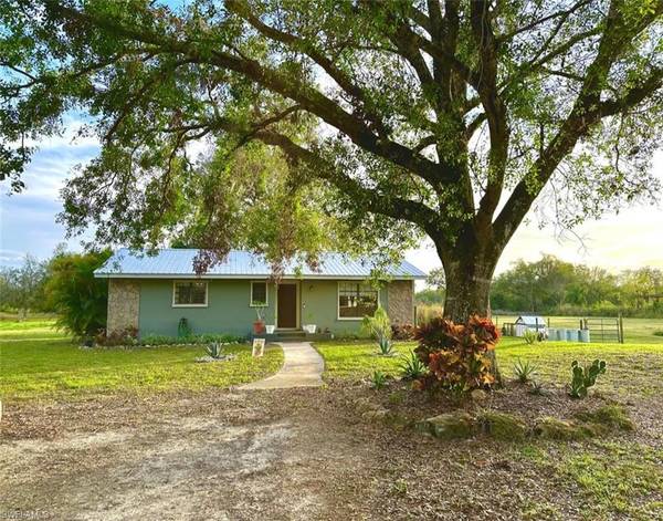 5709 W State Road 80, Fort Denaud, FL 33935