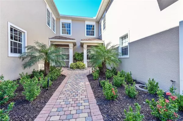 Naples, FL 34105,4739 Stratford CT #2202