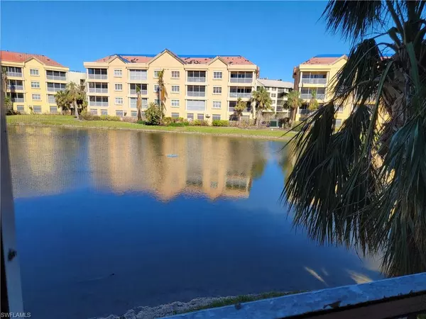 7461 Bella Lago DR #224, Fort Myers Beach, FL 33931