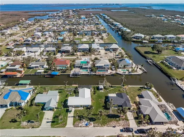 St. James City, FL 33956,2690 Mangrove ST