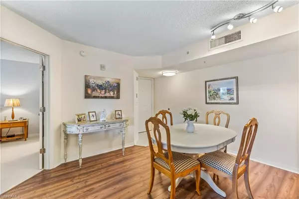 Bonita Springs, FL 34135,8870 Colonnades CT W #333