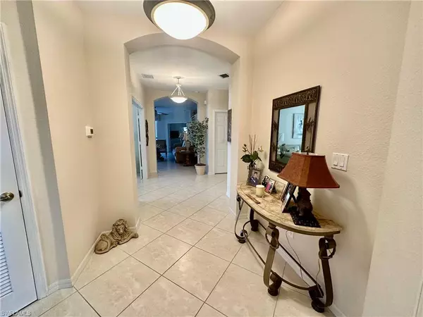 Naples, FL 34110,5625 Sherborn DR #101