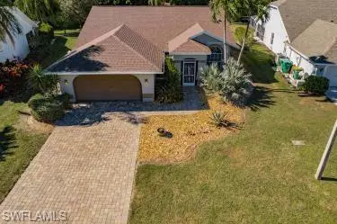 6612 Merryport LN, Naples, FL 34104