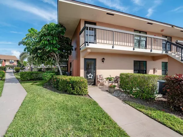 Marco Island, FL 34145,35 Greenbrier ST #6-101