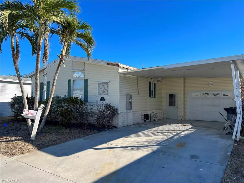 Fort Myers Beach, FL 33931,17611 Canal Cove CT