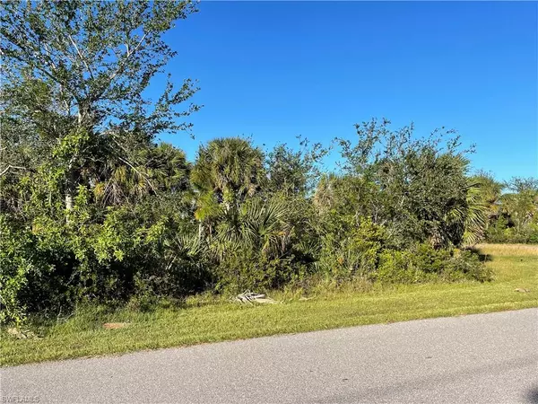 15819 Viscount CIR, Port Charlotte, FL 33981