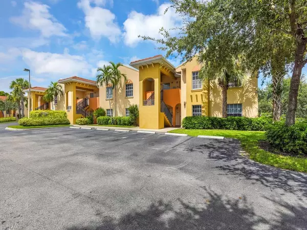 4167 Castilla CIR #105, Fort Myers, FL 33916