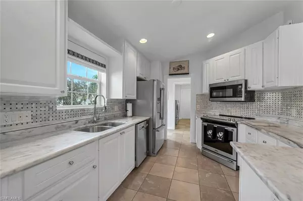 Naples, FL 34114,8399 Borboni CT