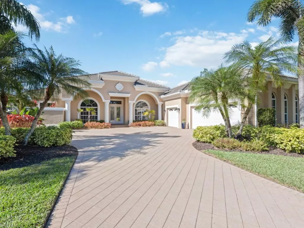 Naples, FL 34119,948 Glen Lake CIR