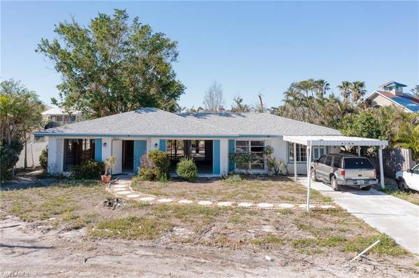 8100 Lagoon RD, Fort Myers Beach, FL 33931