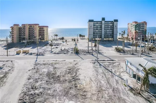 Fort Myers Beach, FL 33931,590 Carlos CIR