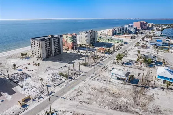 Fort Myers Beach, FL 33931,590 Carlos CIR