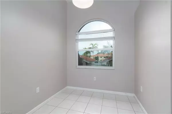 Naples, FL 34119,6765 Huntington Lakes CIR #201