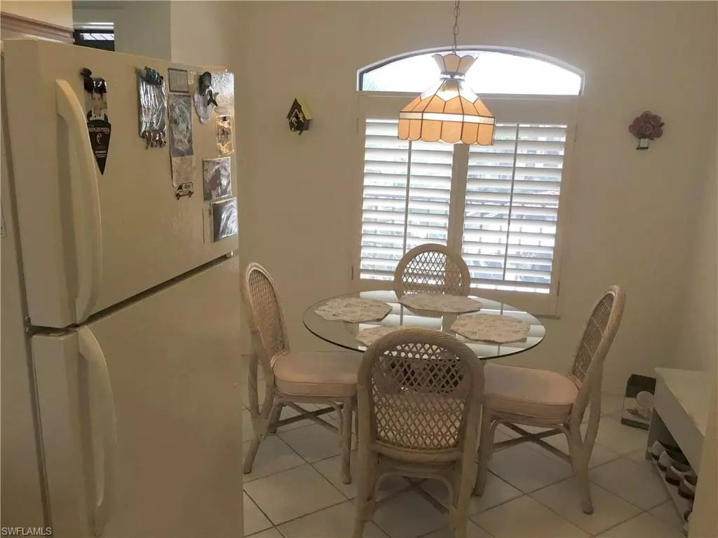 Naples, FL 34104,7300 Coventry CT #628