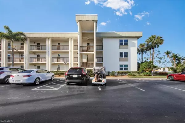 1740 Pine Valley DR #204, Fort Myers, FL 33907