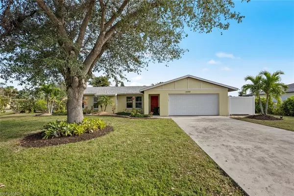 Bonita Springs, FL 34135,10302 SANDY HOLLOW LN