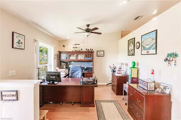 Cape Coral, FL 33990,845 SE 3rd PL