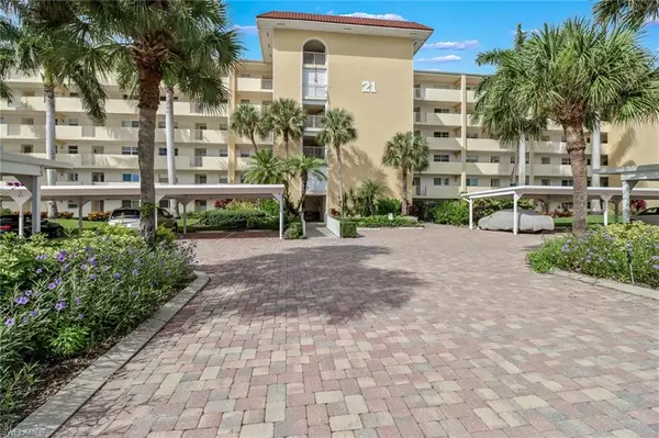 Naples, FL 34103,21 High Point CIR E #506