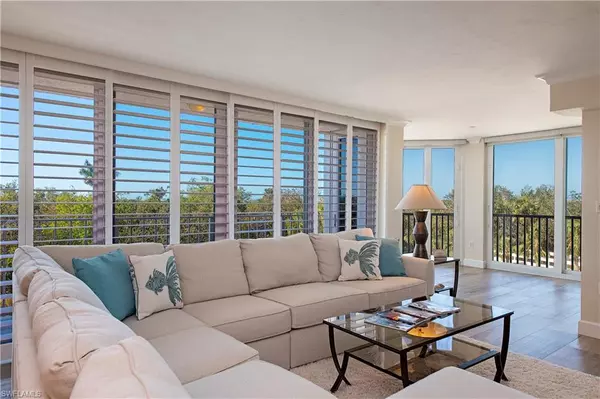 6361 Pelican Bay BLVD #202, Naples, FL 34108