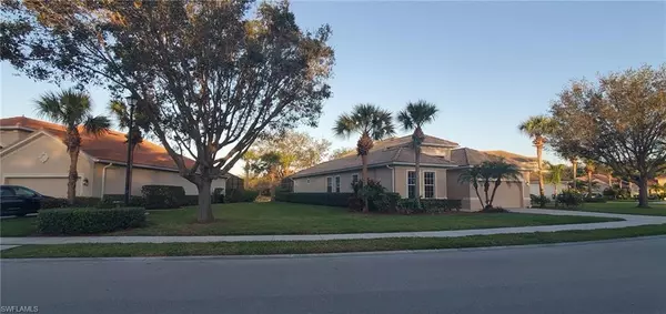 Naples, FL 34104,7855 Founders CIR