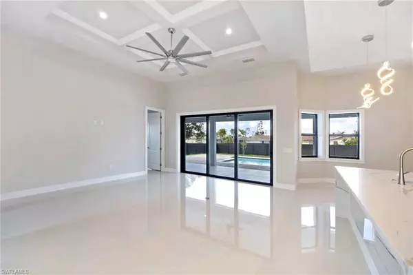 Cape Coral, FL 33990,1103 SE 18th ST